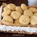 Delicious Crumbly Tahini Cookies